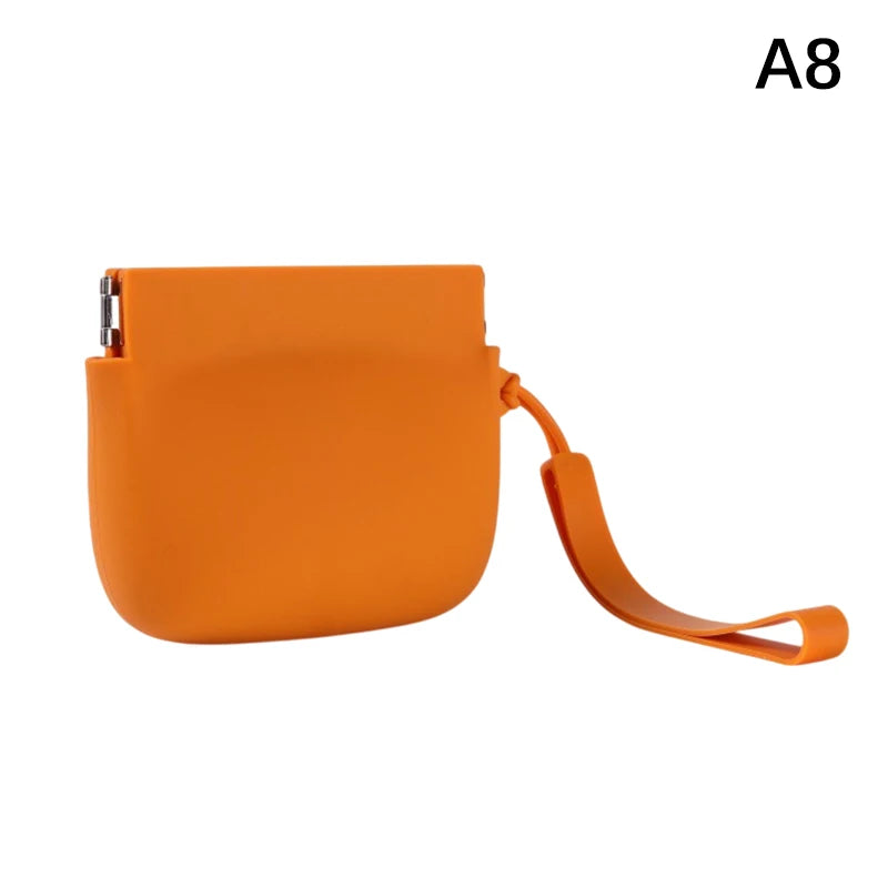 For Outdoor Training With Secure Lock Dog Food Containe Silicone Dog Treat Pouch Portable Pet Snack Bag Easy To Clean Waterproof