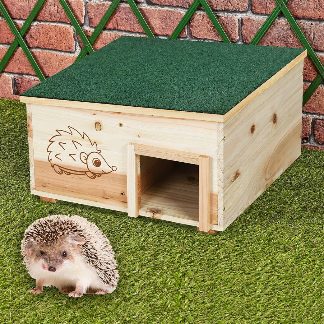 Wooden Hedgehog House Small Animal Shelter/Hideout Predator Proof Habitat Nest Box with Roofing