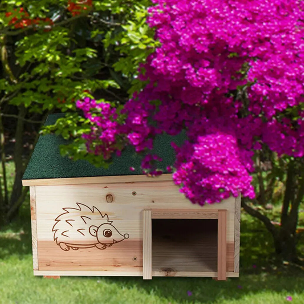 Wooden Hedgehog House Small Animal Shelter/Hideout Predator Proof Habitat Nest Box with Roofing