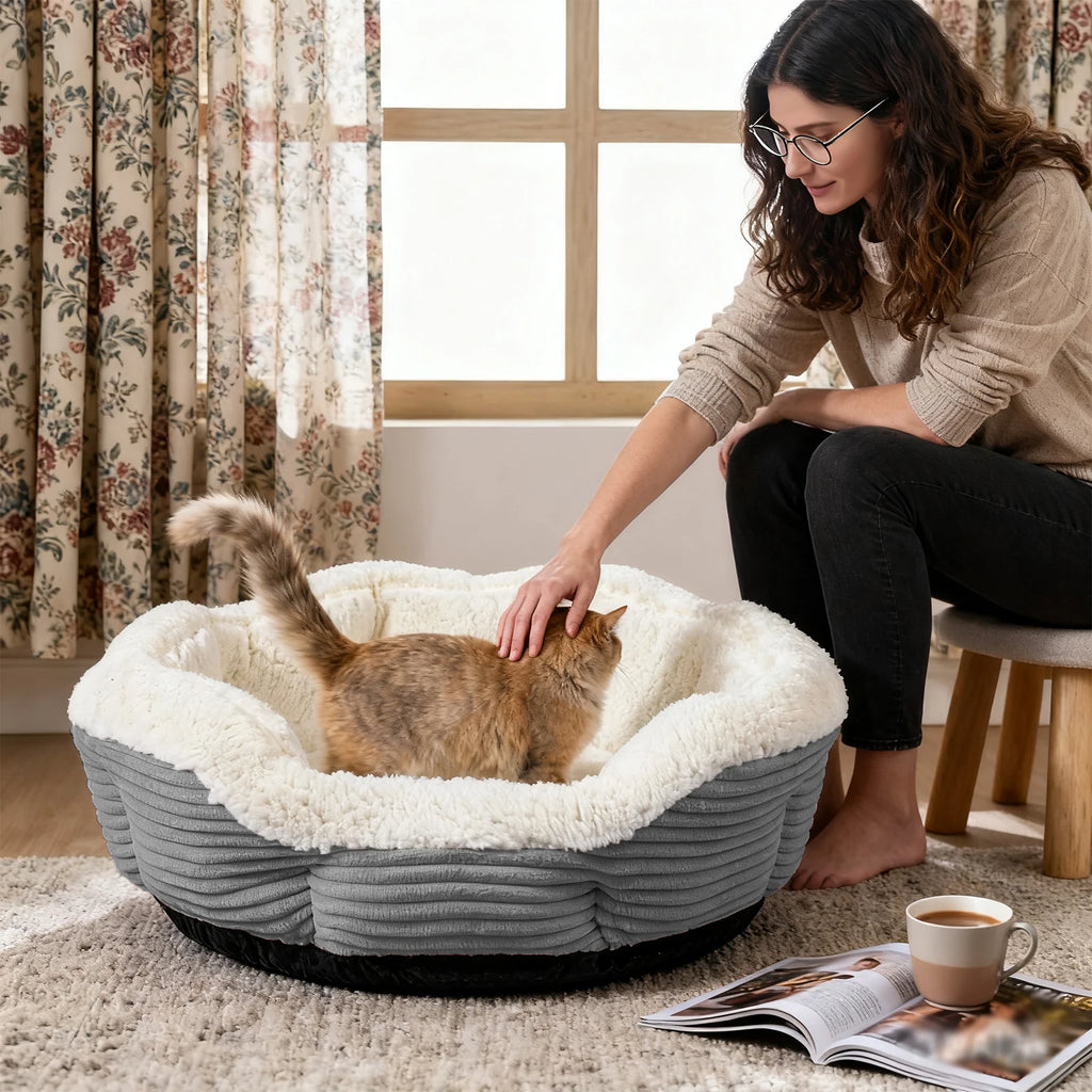 Heated Pet Bed, Machine Washable Thickened Plush Cat/Dog Bed