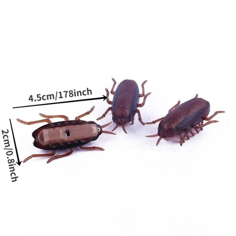 Funny Simulation of Cockroaches Interactive Training Play Toy