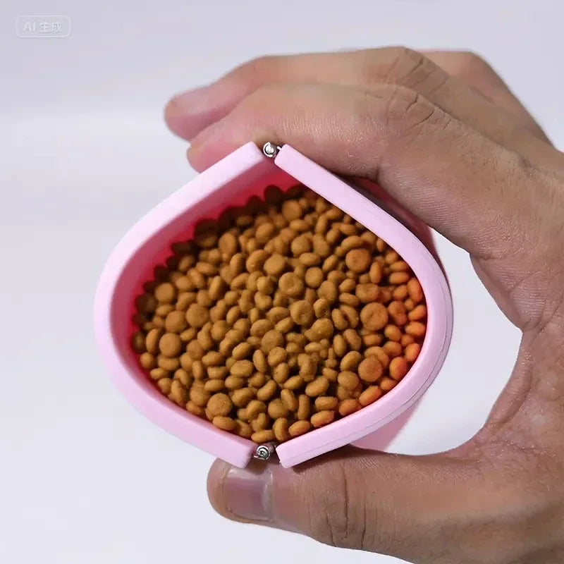 For Outdoor Training With Secure Lock Dog Food Containe Silicone Dog Treat Pouch Portable Pet Snack Bag Easy To Clean Waterproof